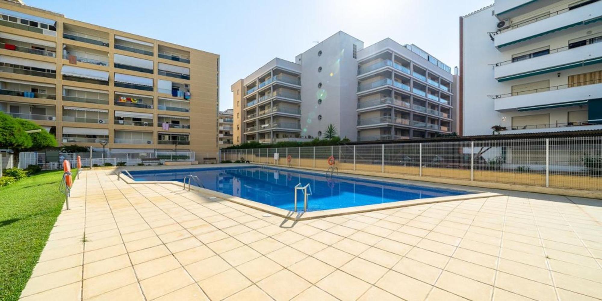 Costa Daurada Apartaments - Aquario Pineda Ла-Пинеда Экстерьер фото