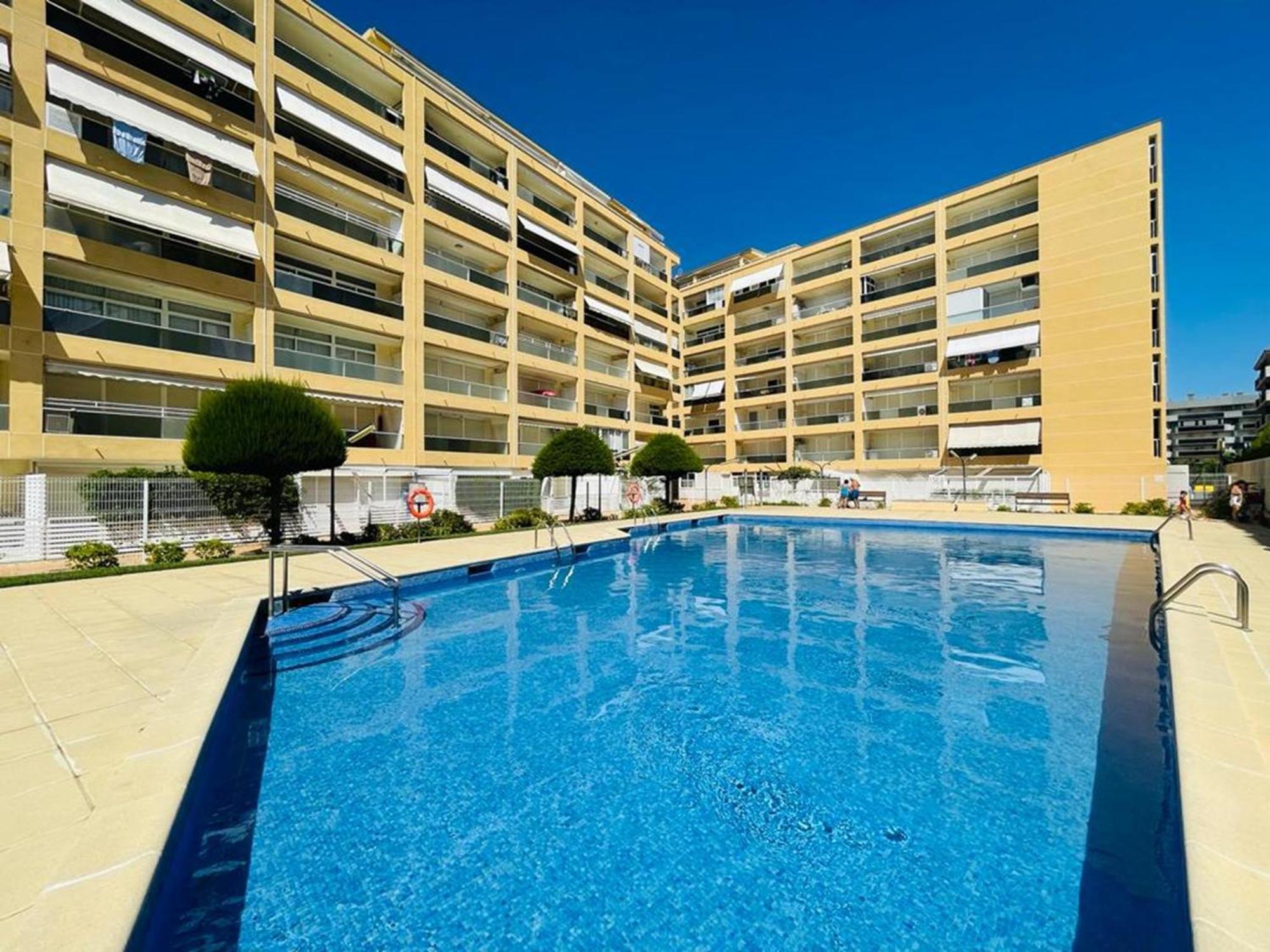 Costa Daurada Apartaments - Aquario Pineda Ла-Пинеда Экстерьер фото